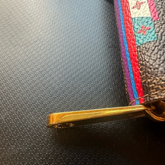 Authentic LV Zippy wallet. Limited holiday edition. - Picture 10 of 13
